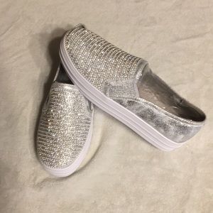 NWOT Skecher Street Shoes